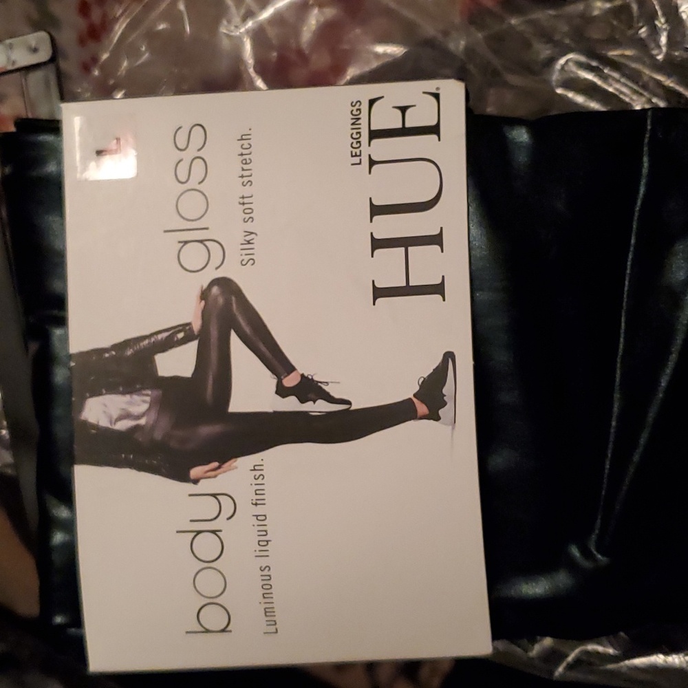 Hue faux leather leggings size L